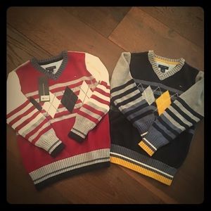 Tommy Hilfiger set of two sweaters